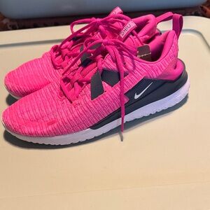 Nike Bright Pink Running Shoes